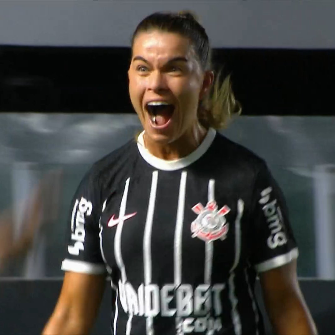 uniaosccpfem's tweet photo. VIBRA CARALHOOOOOOOOOOOOOOO

📸 Reprodução/SporTV https://t.co/zqpPBzY0Xc