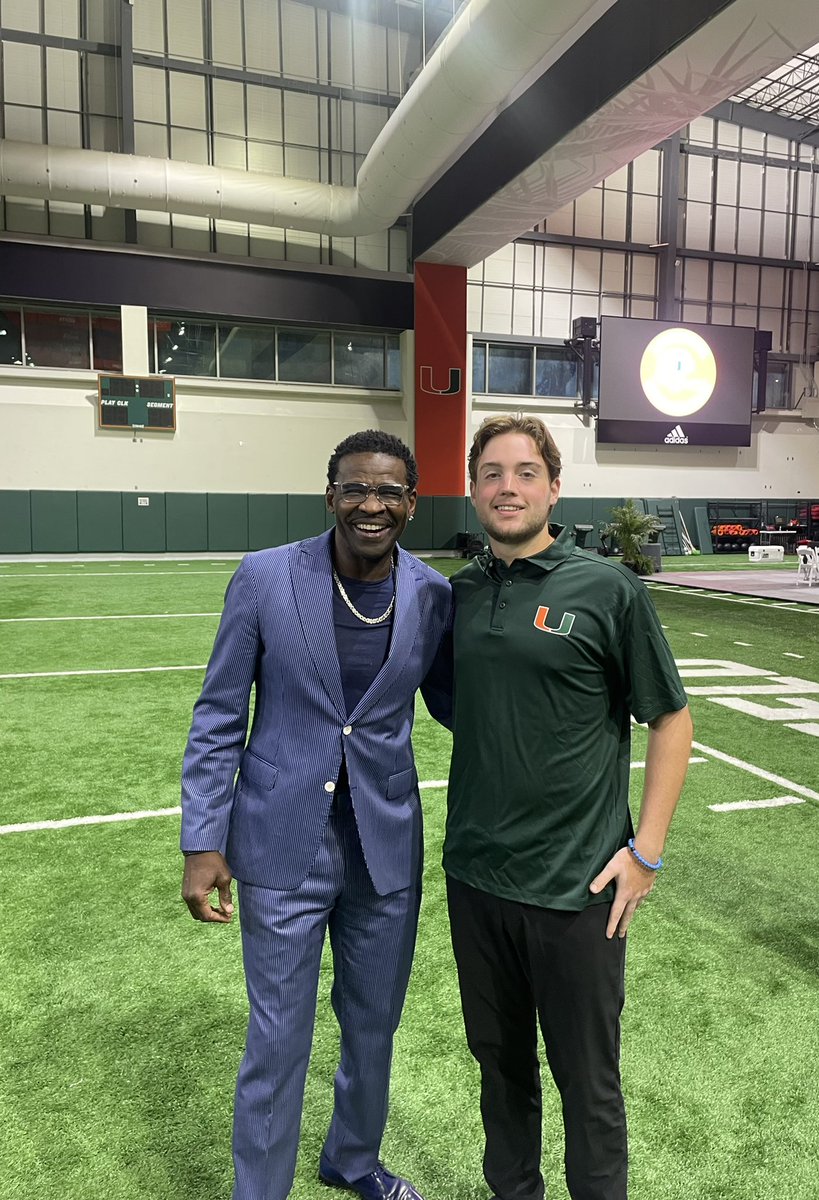 Michael Donovan (@mikedono_) on Twitter photo Truly honored to chat with Miami Hurricane Legend <a href="/michaelirvin88/">Michael Irvin</a>! Thank you for your incredible words of wisdom! It’s All About The U! Truly honored to chat with Miami Hurricane Legend <a href="/michaelirvin88/">Michael Irvin</a>! Thank you for your incredible words of wisdom! It’s All About The U!