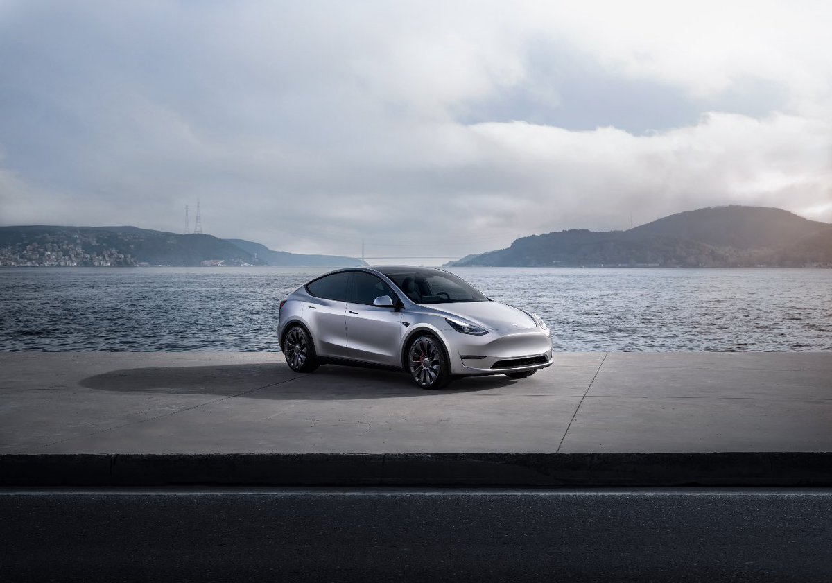 Quicksilver & Ultra Red now available on Model Y in Australia Also, new wheel options & updates to infotainment → tesla.com/modely/design