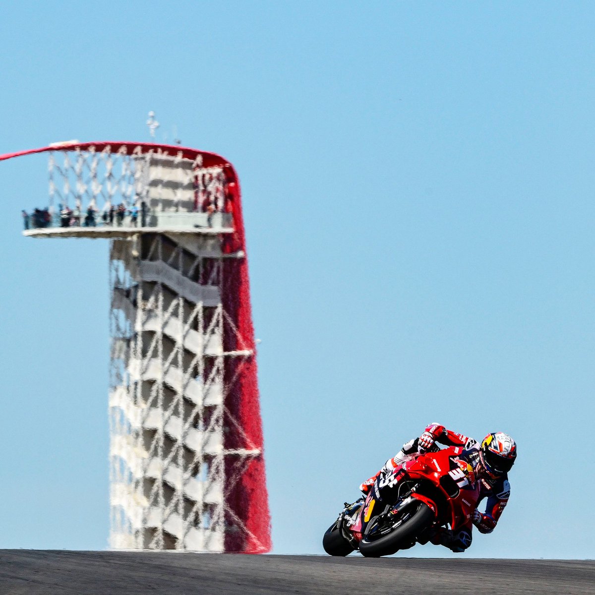GarethHarford's tweet image. Pedro Acosta losing the front and saving it during fp1 at the #americangp #cota