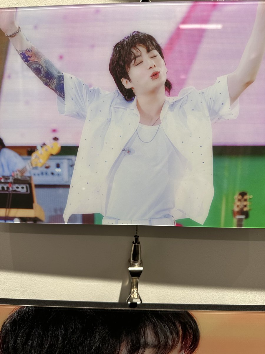 大阪の展示会に来ました😊素敵な写真がいっぱいでした♪
<a href="/SORTE613/">Sòrte (소르테)</a>님
#StaywithUs_ V_JK