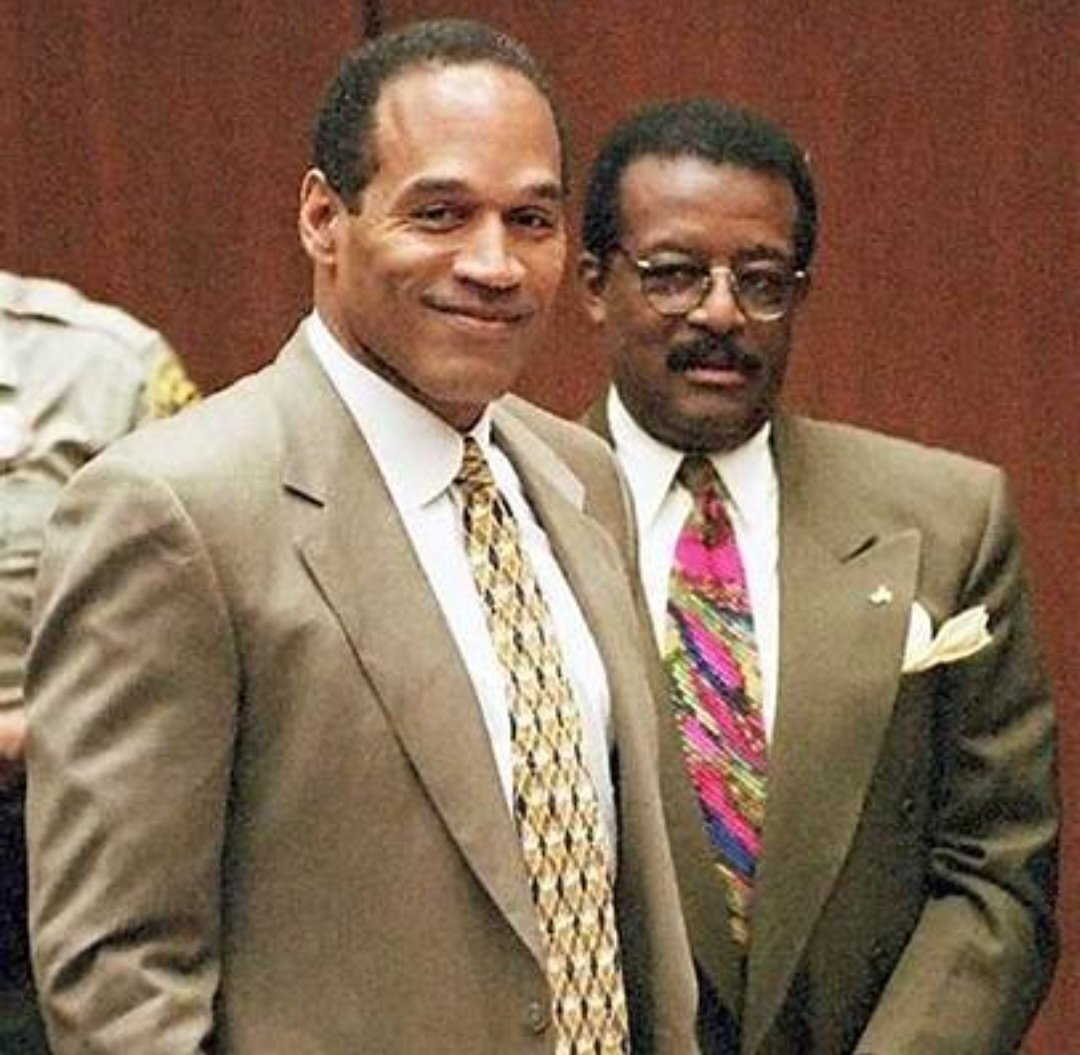 #OJSimpson - American Football Legend, who was accused of killing his ex-wife and her friend in 1995 has died at age of 76, due to cancer.. His televised trail was considered 'Trial of the century' as his ex-wife Nicole Brown was White.. America was divided on racial lines…