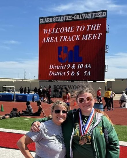 whhscougarsFB's tweet photo. So incredibly proud of this girl ! Regional qualifier in Shot Put and Discus! Headed to Denton next Friday and Saturday!  Let’s Go!!! @moilan_abby https://t.co/SmVTROxTlZ