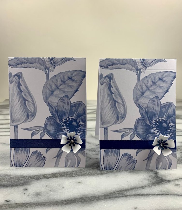 Check this out from Angelica at @Athyme2beecomfo and her shop on #Etsy Navy Floral Greeting Card, Set of 2 or 4 etsy.com/shop/atime2bee… #partysupplies #starseller #etsyshop #handmade #papercraft