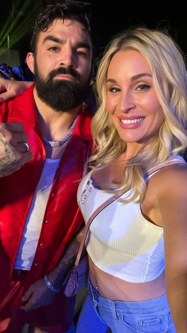 Ringside with THE @PlatinumPerry at #BKFCClearwater 👊 https://t.co/hPxOafQG8n<a class="tags" target="_blank" title="On Twitter" href="/?out=eyJ0eXAiOiJKV1QiLCJhbGciOiJIUzUxMiJ9.eyJpYXQiOjE3MTkzMDAzMzcsImlzcyI6InR3cG9ybnN0YXJzLmNvbSIsIm5iZiI6MTcxOTMwMDMzNywiZXhwIjoxNzUwODM2MzM3LCJyZWRpcmVjdF91cmwiOiJodHRwczovL3R3aXR0ZXIuY29tL1BsYXRpbnVtUGVycnkifQ.EwwUNX9prqjgfQw6FOV4yGnLvjfQ5ECRaCHAGfWap2w4DqoFVH51RTdrbUa4248pj0DPTbLCuYsMJWZlo-mxhg">@PlatinumPerry</a><a href="/tag/bkfcclearwater"class="tags">#BKFCClearwater</a>