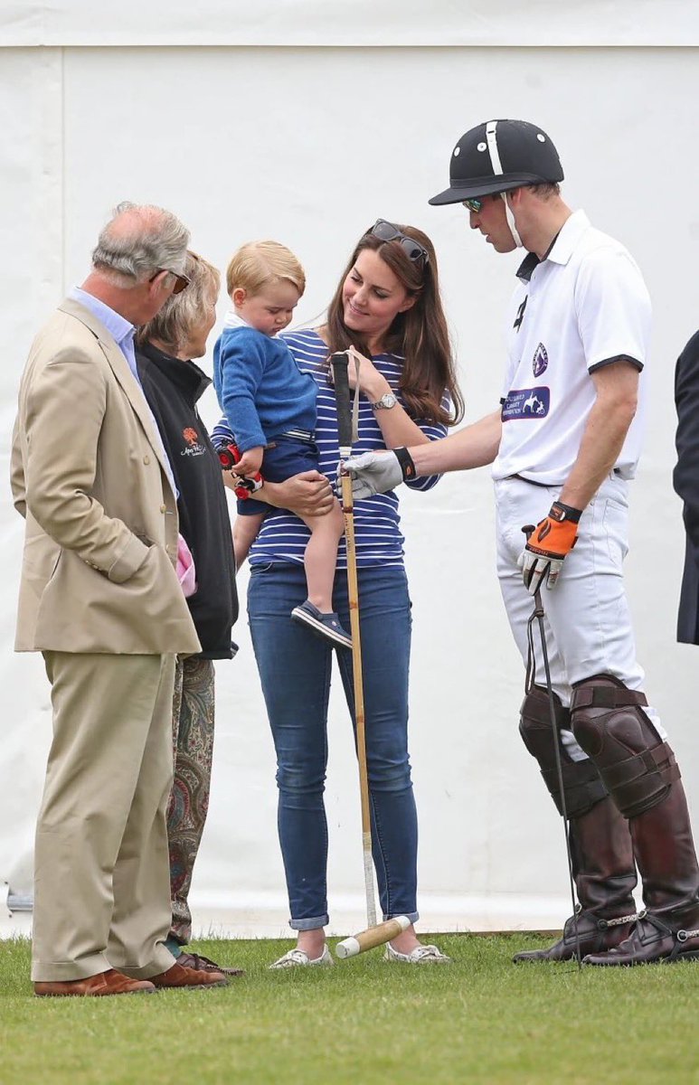 @longsally William and catherine take their children to watch dad play polo.  The harkles dont take their kids (?) anywhere