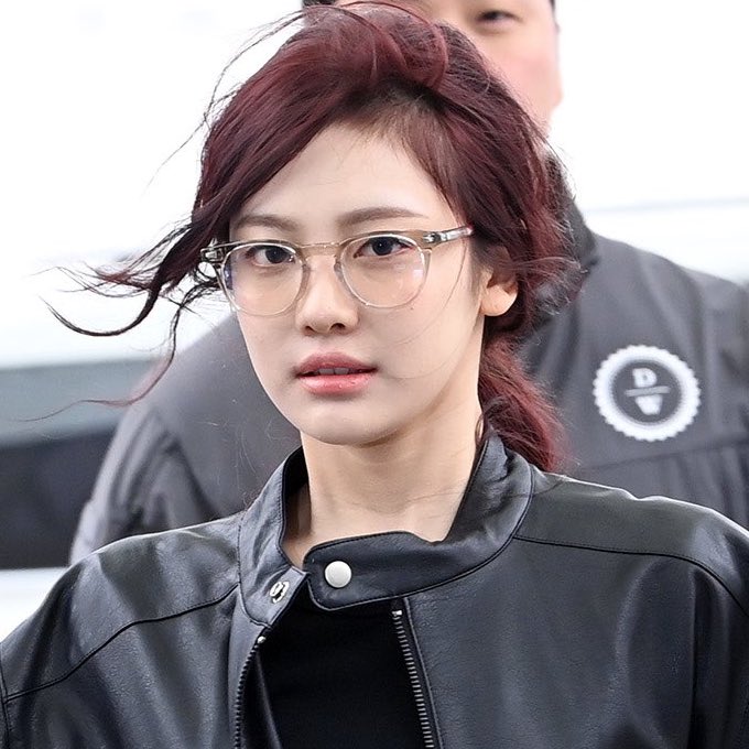 ningning in glasses>>>>