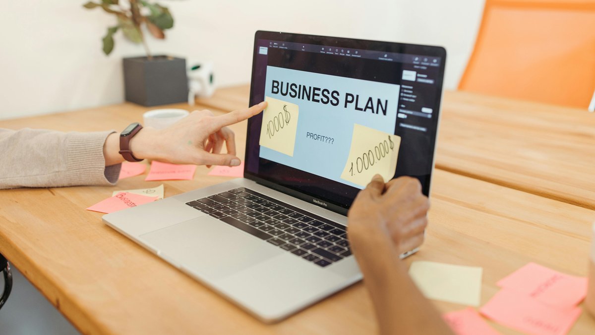 Designing the perfect business plan
Read More » sweettntmagazine.com/business-plan-…

#businessplan #business #entrepreneur #businessowner #businesstips #marketing #entrepreneurship #businesstip #businessgrowth #startup #businessmindset #businessdevelopment #businessgoals #businessplanning