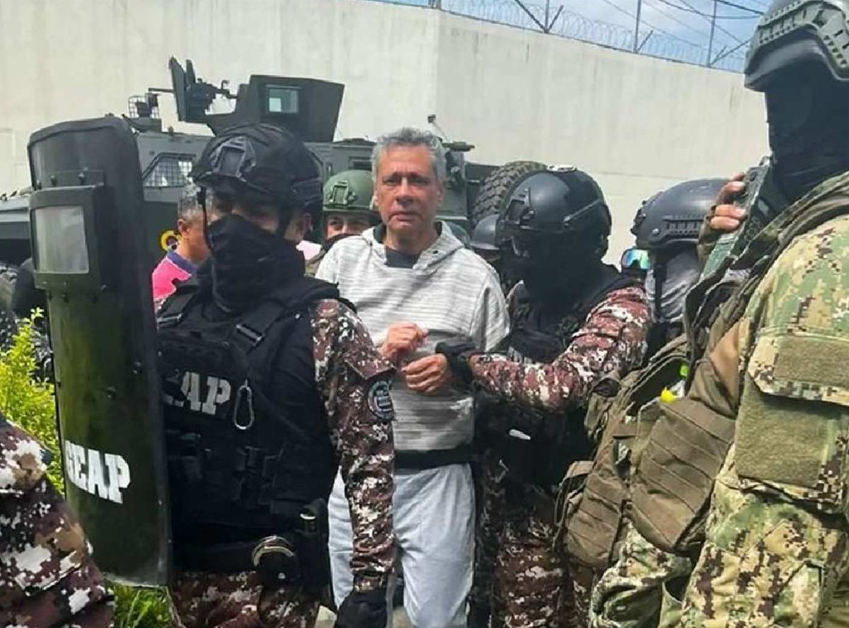 #Mundo “Apelaremos hasta lograr su libertad”, dice abogada del exvicepresidente Jorge Glas elcomentario.ucol.mx/?p=79075 #ElComentario #JorgeGlas #embajadamexicana #Quito #seguridad #Peculado #corrupción