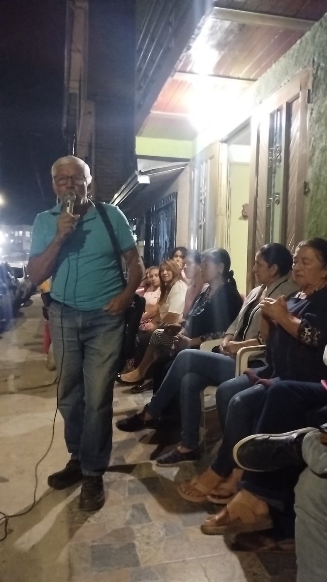 LuchoPorPopayan's tweet photo. Seguimos trabajando con la comunidad porqué es nuestro deber mantener la construcción de la vida digna en la ciudad con base social. @LuchoPorPopayan @ConcejoPopayan @PopayanCO @petrogustavo @Jorge_BastidasR @CiudadMovCol @AnucPopayan @AlirioUribeMuoz @PoloDemocratico @PactoCol https://t.co/dtUIE0nfde