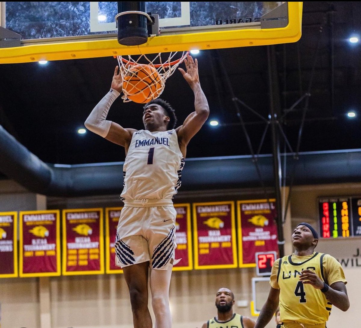 KJ Jones got an official invite to play at the PIT! The NPOY in D2 went off this year for Emmanuel University averaging 26.2 PPG 4.9 RPG 4.0 APG 1.9 STK 47% FG 37% 3P 88% FT The 6’6 guard led D2 in PPG, total points and FT made and had a 43 point game. Two-way sleeper