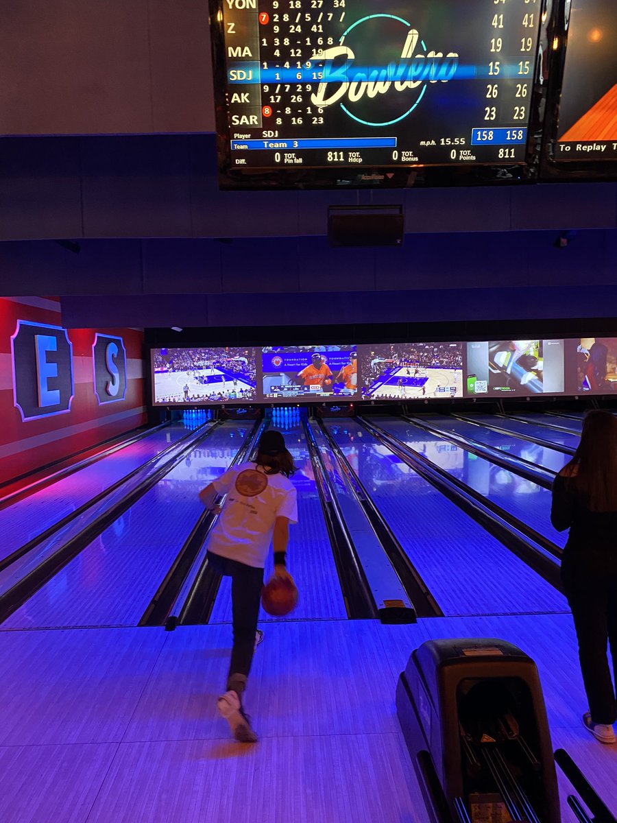 maynenutter's tweet photo. Getting wasted and bowling… America’s pastime https://t.co/wtDNLAYk0i
