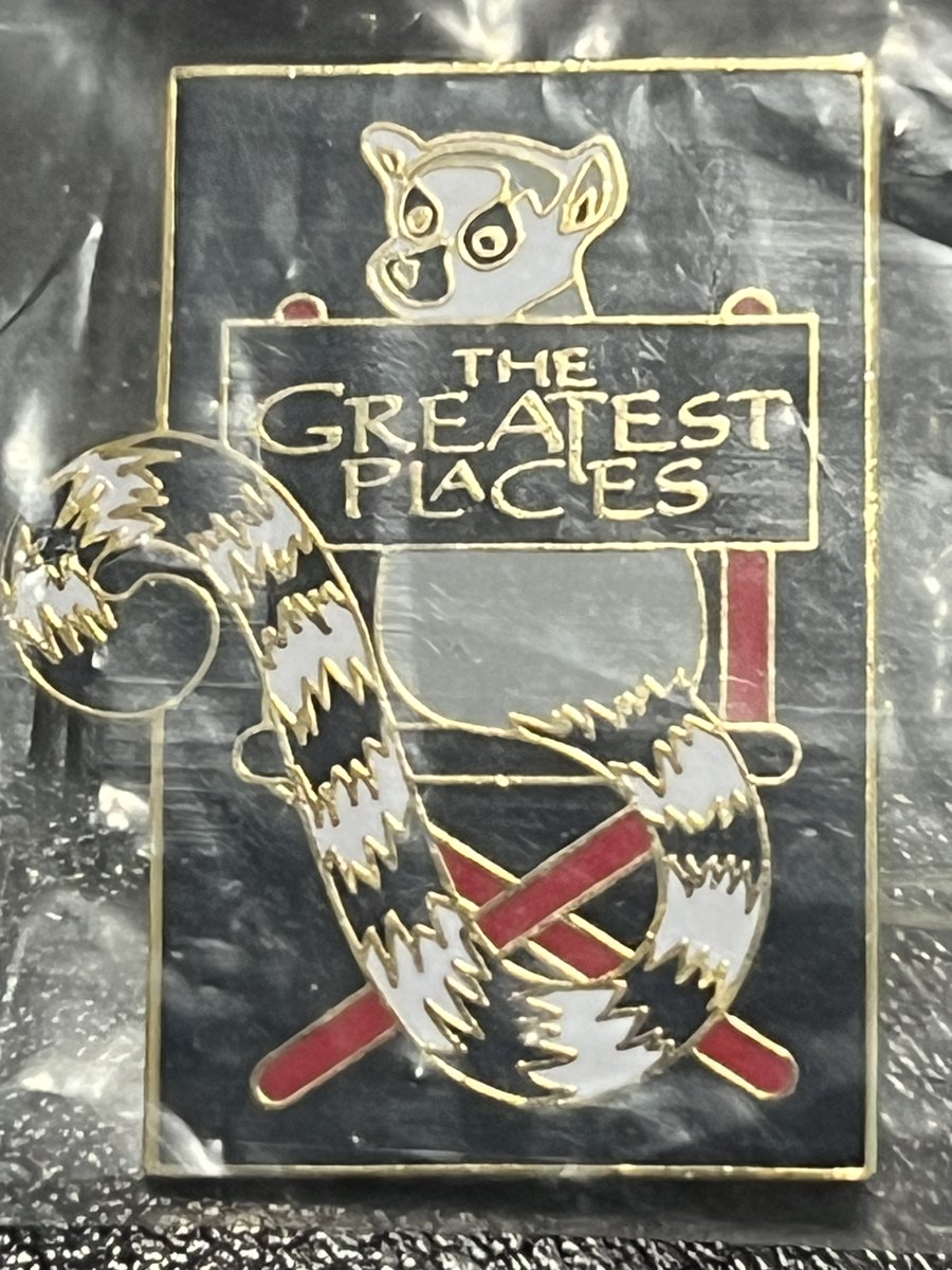 TeriE's tweet photo. RARE #RingTailedLemur Enamel Pin #IMAX Greatest Places #SMM #Exclusive NEW FREE SHIP
#ImaxGreatestPlaces #ScienceMuseum #ScienceMuseumofMinnesota #enamelpin #collectibles #MovieMemorabilia #vintage90s #90s #lemur #HTF #pins #collectiblepins #ebayfinds
https://t.co/N7RhSPX9at https://t.co/C95ItjYfe5