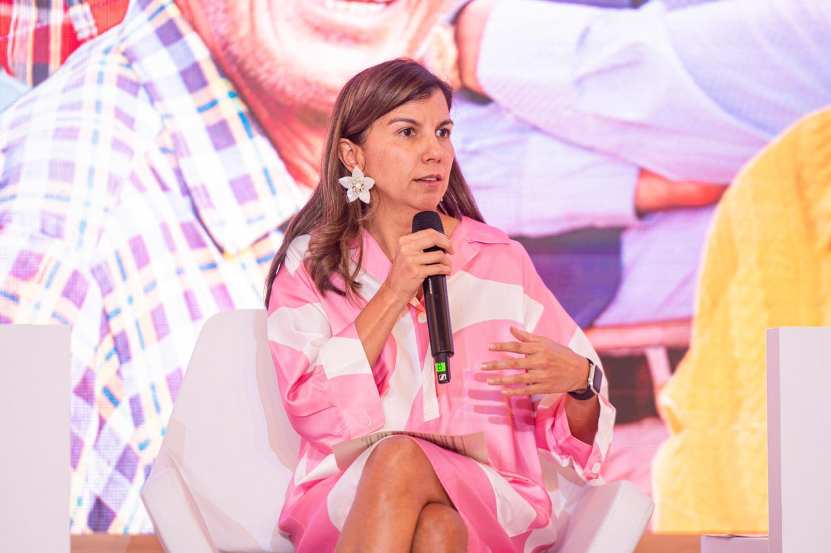 maiguashca's tweet photo. En el panel sobre brechas de género del Congreso Asofondos 2024 (@fondosdepension), reuní algunas ideas que quisiera compartirles👇 (1/4) https://t.co/zzIkIXFuwH