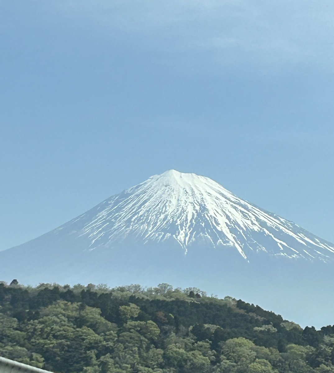 富士山ってなんで見るとこんなにテンション上がるんだろ🗻✨️