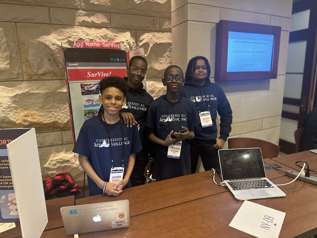 JenningsSTEAM's tweet photo. Congratulations to ⁦@BrooklynSEA⁩  scholars who attended the App for Congress conference in DC to present their winning App. We are so proud of you. ⁦@District18Bk⁩ ⁦@RepYvetteClarke⁩ ⁦@CelesteD18proud⁩ 👏🏾👏🏾👏🏾👏🏾 https://t.co/Ec2U5UZe2c