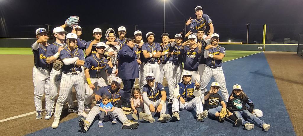 Eastwood Trooper Varsity Baseball beat El Dorado 5-1 tonight. It was a good day to be a good day!  #GoTroop #ShineOnForever @Btorres_EHS <a href="/EastwoodSports/">Eastwood Performance & Athletics Network</a>