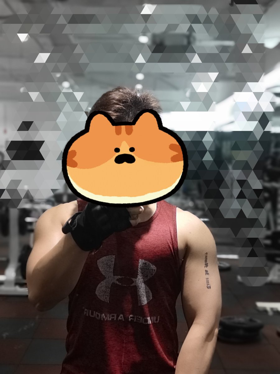 KingRingHu1's tweet photo. 第一次发自己照片。喜欢交朋友。 https://t.co/VWmValx9gW