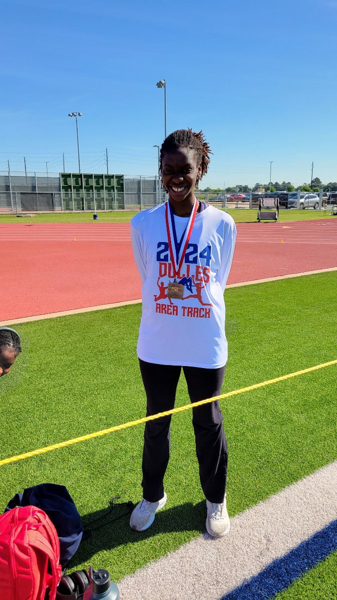 Congratulations to Tara Ume-Ezeoke on placing 4th in #highjump at the area meet today! Now off to the regional meet next week!