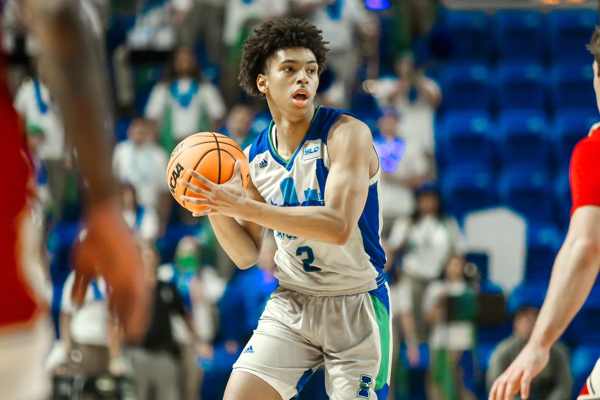 ✨We’ve been nominated for Best Local Sports Team!✨

Be sure to vote for Islanders Mens Basketball 🏀 or Islanders Volleyball 🏐 — Voting is NOW OPEN!

🗳️Cast your vote: …oting-2024--bendmagazine.contest.vote/arts-culture-a…

#ShakasUp