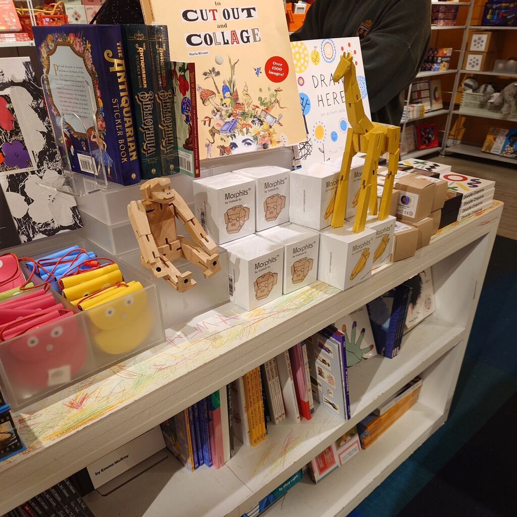 YoshiakiDesign's tweet photo. It's always a blast to swing by the MoMA gift shop once in a while to see how my products are rocking it in the eyes of customers! #Morphits #monkey #giraffe #moma #newyork #yoshiakiito #woodentoys #woodenpuzzle #transformer https://t.co/FLIFBxD9Co