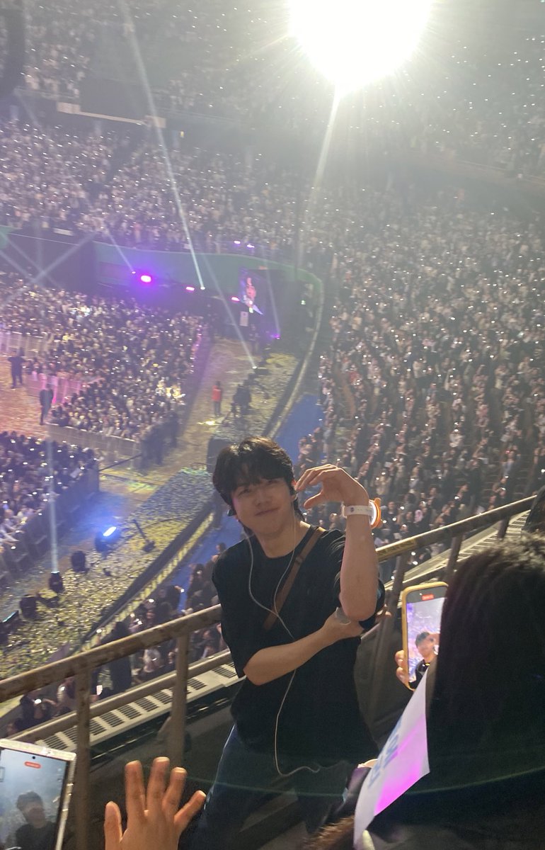 ppilong2ya's tweet photo. 진짜 강아지같ㄷㅏ https://t.co/X6loH5nxfI