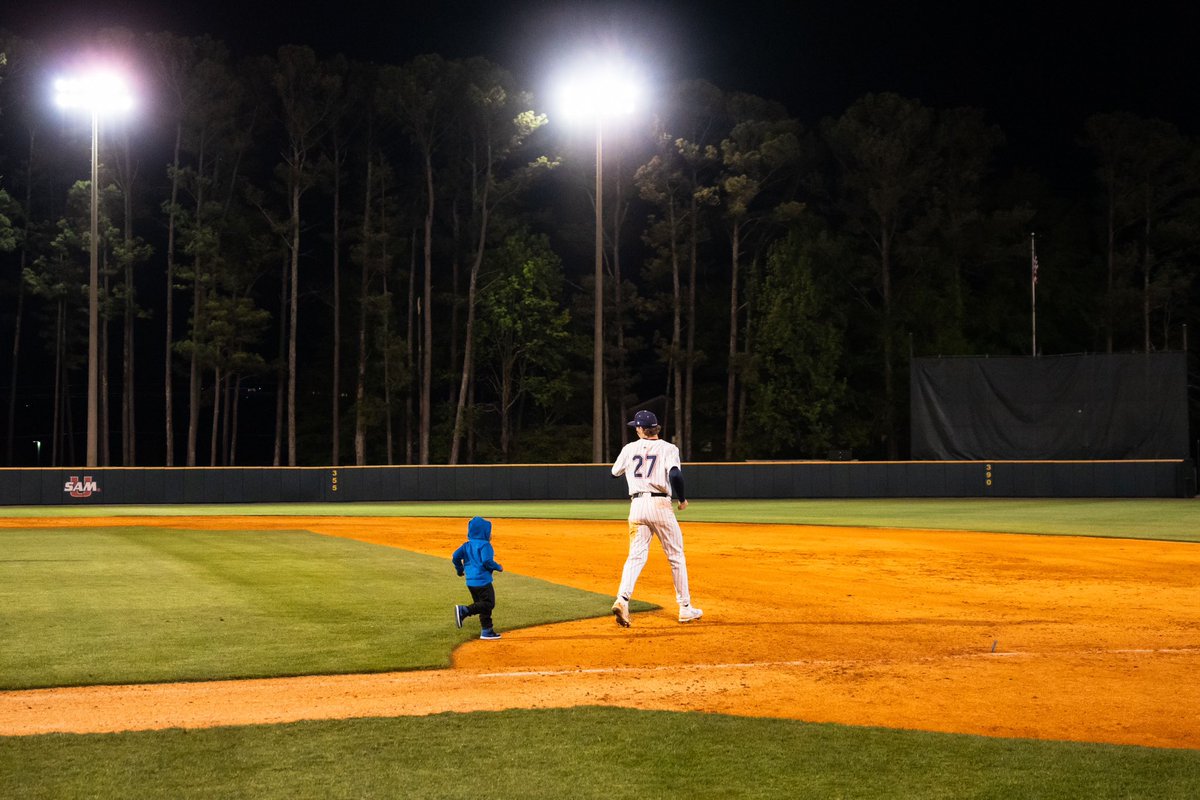 SamfordBaseball tweet picture