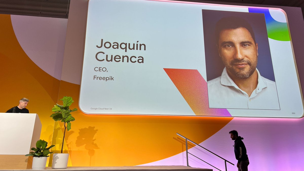 🎙 Our CEO, Joaquín Cuenca, spoke about the transformative power of GenAI at #GoogleCloudNext in Las Vegas, highlighting its lasting impact on consumer experiences.

Thanks for the invitation, @googlecloud!