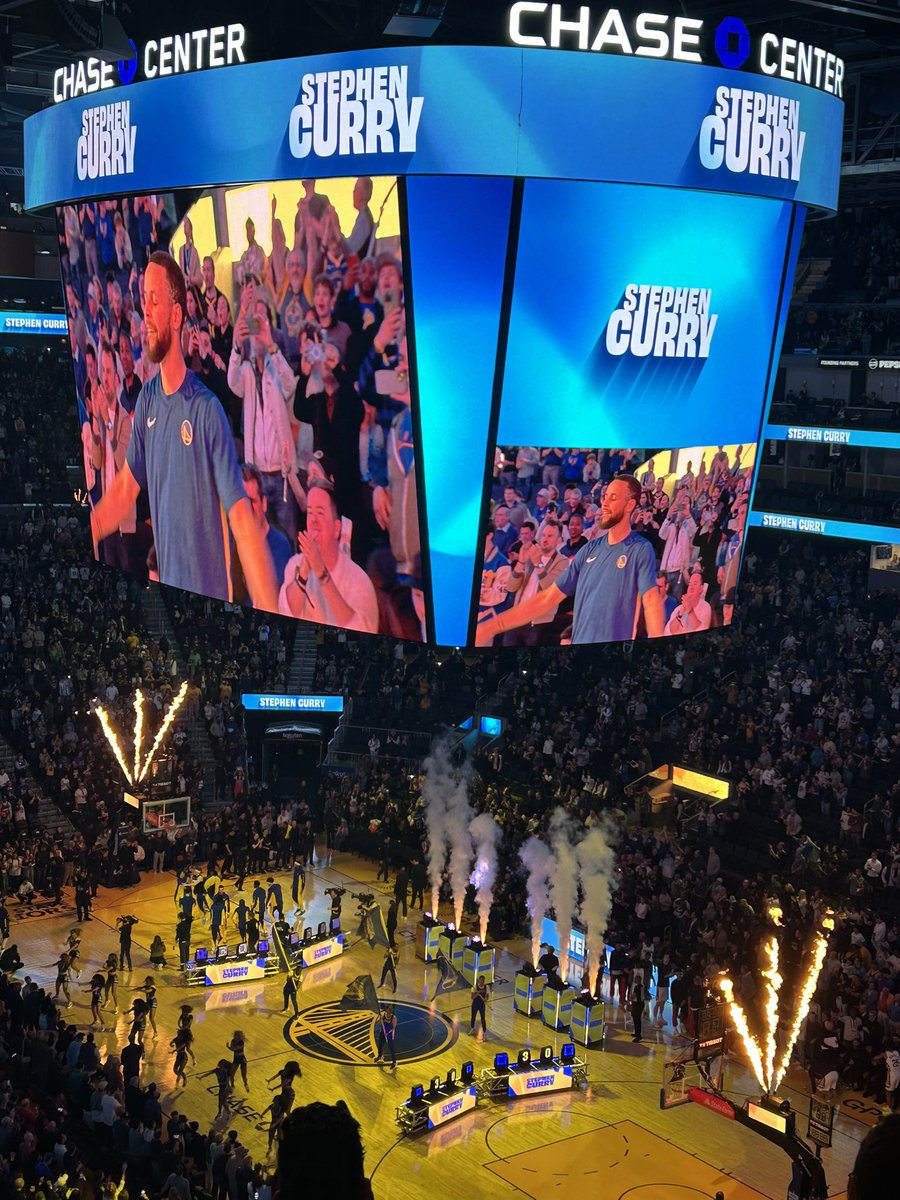 I finished the story I’ve been to every @NBA arena @ChaseCenter was my last one Get to see @StephenCurry30 who changed the game @warriors EC #DubNation