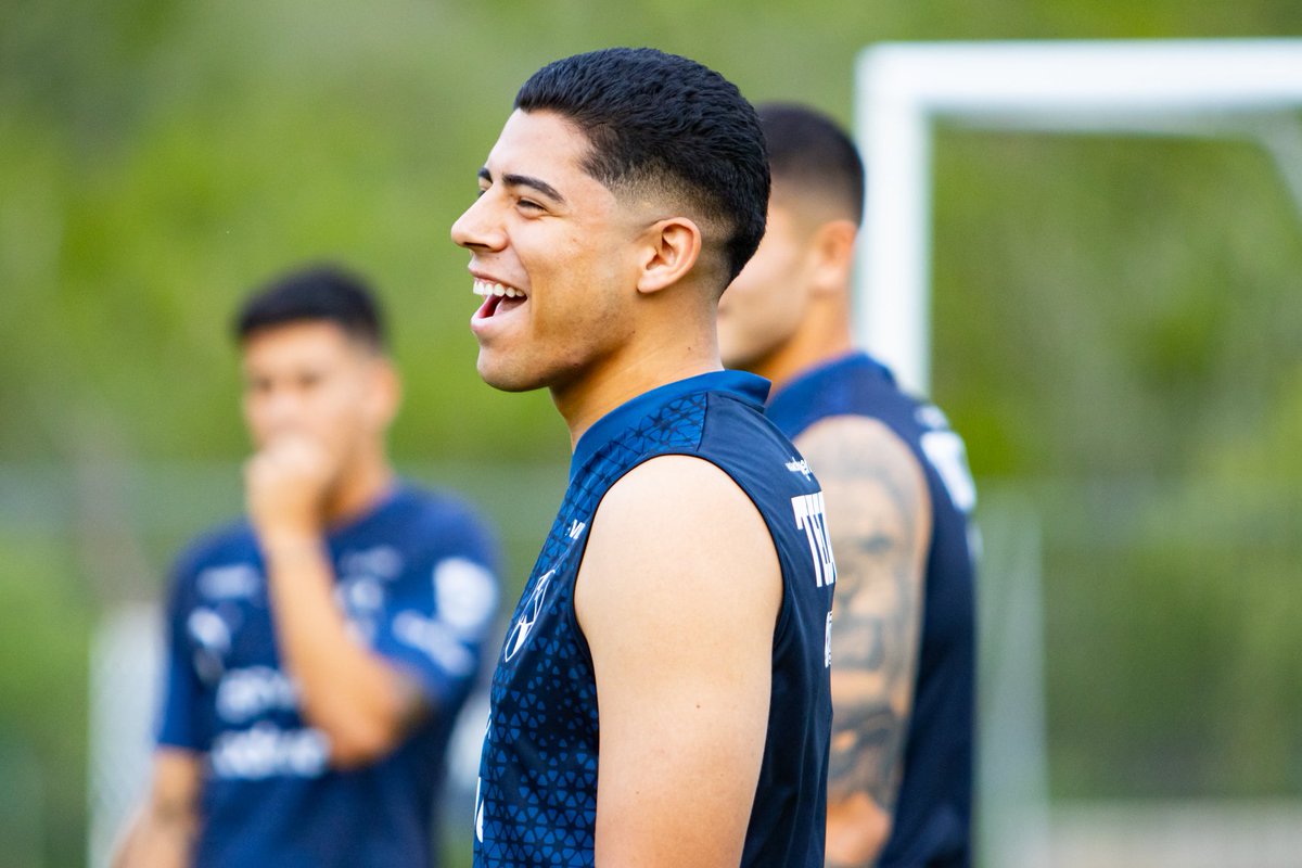 Rayados tweet picture