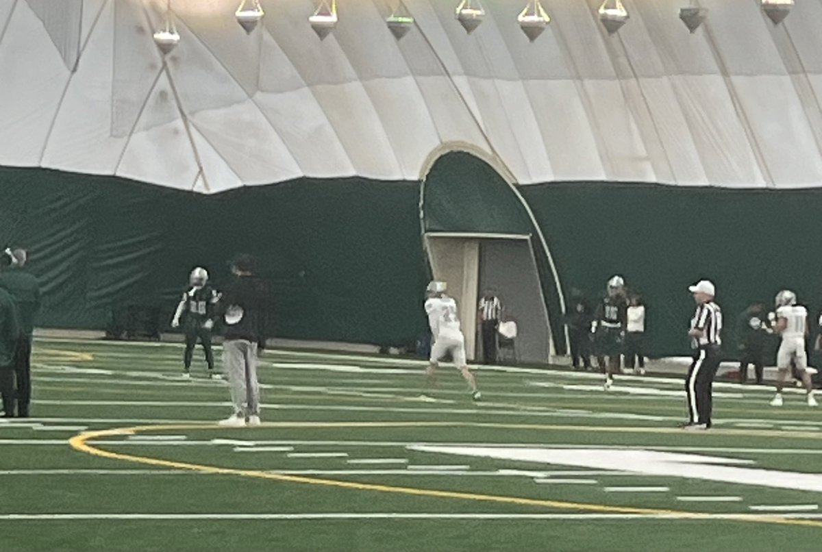 HEDslhsfootball's tweet image. Great to see @QFracassi @EMUFB tonight!