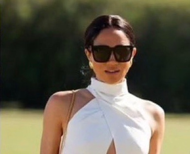 MauvCoui's tweet photo. #MeghanIsAnIcon
Flawless, Fresh, Fabulous
She has IT. ✅✅✅✅
🥰🥰🥰🥰🥰🥰🥰🥰🥰 https://t.co/v6KUmhQlel
