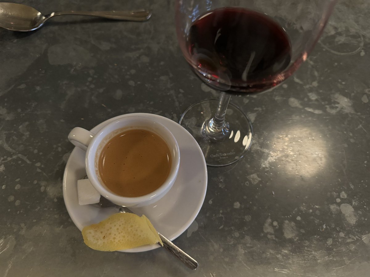 jeffwilcox's tweet photo. My happy place. #lepichet #friday https://t.co/890VCUoGPa