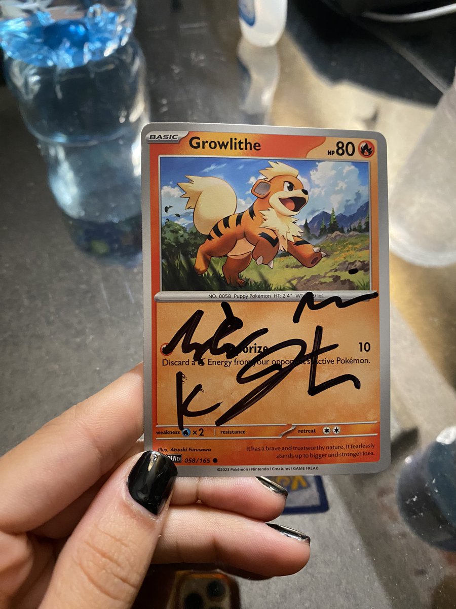 Fun fact: Growlithe was always and still is my favorite Pokémon ❤️ thanks for the card <a href="/andycizek/">Andy Cizek</a> <a href="/Makariband/">Makari</a> 💜