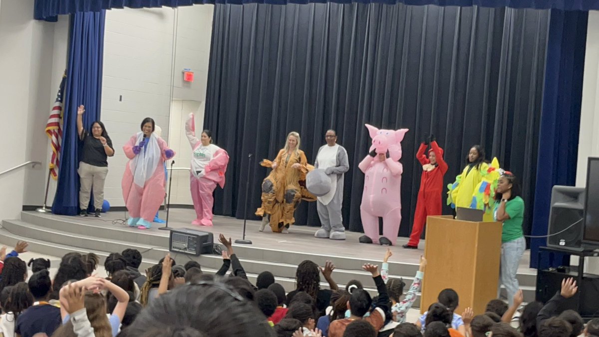 Emily Burelsmith tweet media