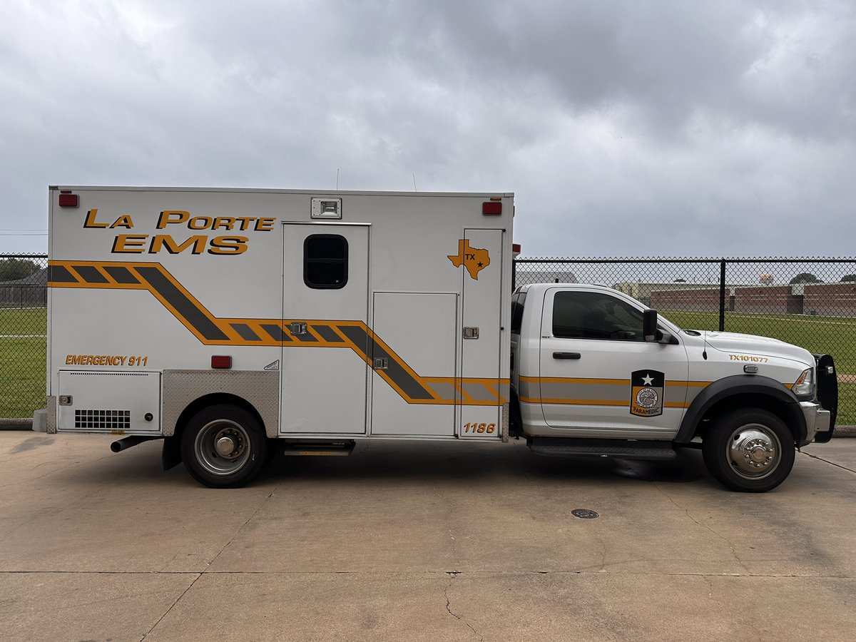 JonPolitis1's tweet photo. I had the honor of spending two days in LaPorte, TX EMS officers facilitating the Emergency Services Leadership Bootcamp! (Houston metro area) A remarkable organization delivering high quality, cutting edge care! Very professional as well! https://t.co/5G0BcI2yxv