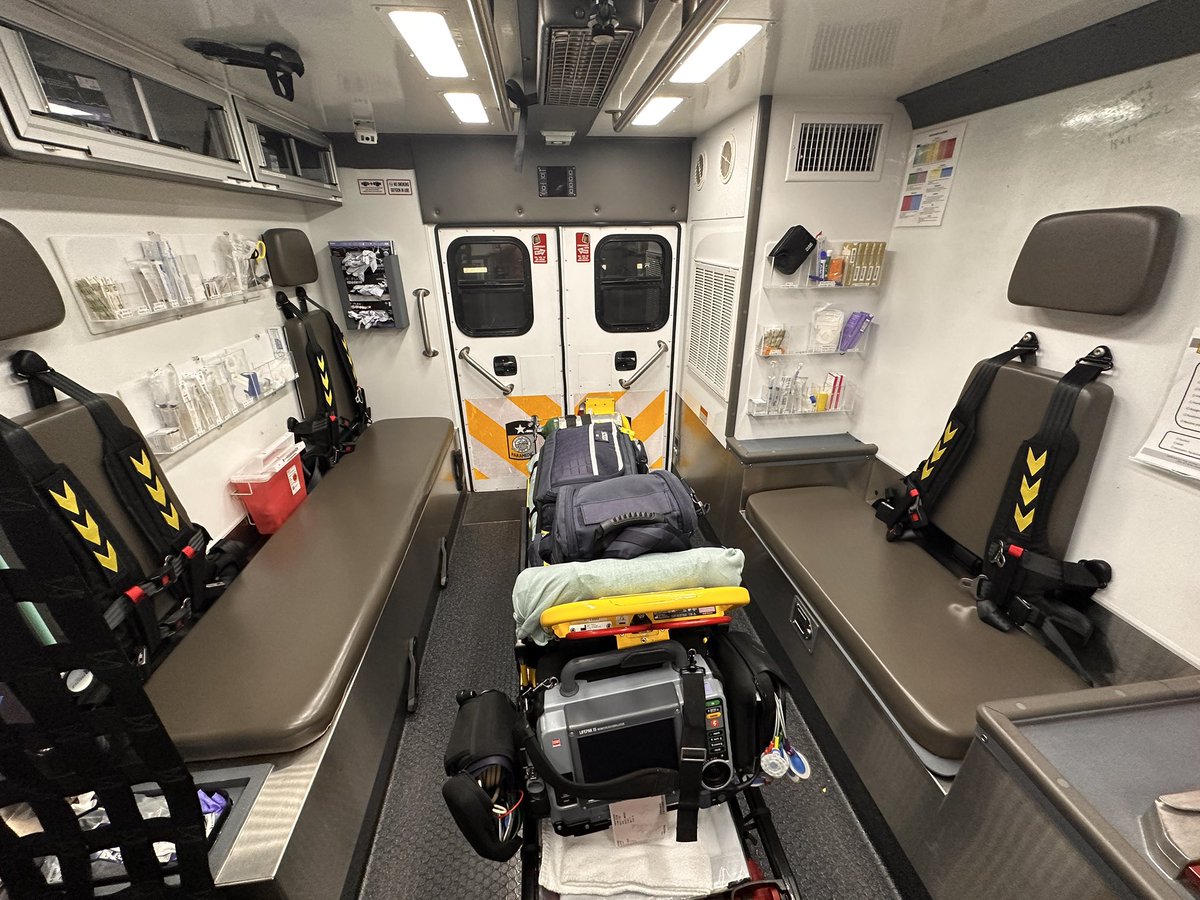JonPolitis1's tweet photo. I had the honor of spending two days in LaPorte, TX EMS officers facilitating the Emergency Services Leadership Bootcamp! (Houston metro area) A remarkable organization delivering high quality, cutting edge care! Very professional as well! https://t.co/5G0BcI2yxv