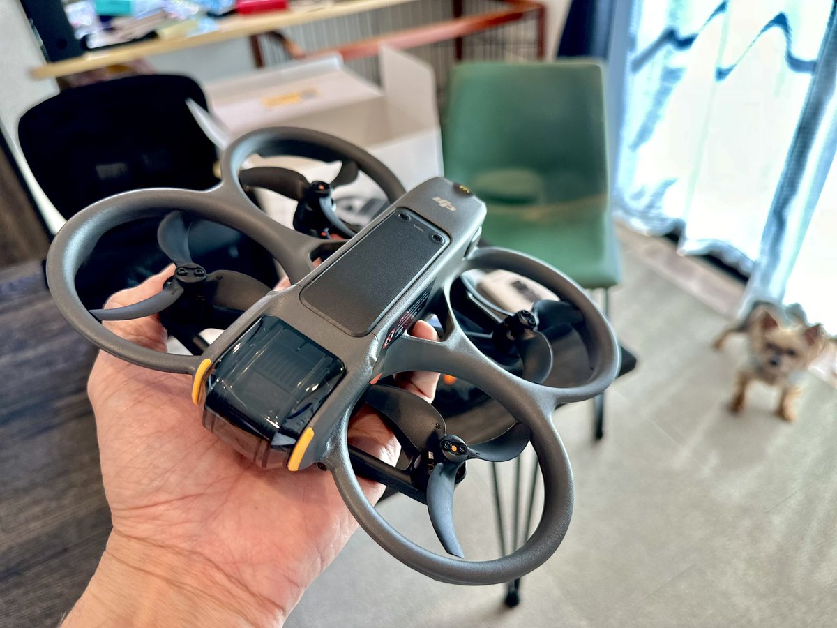 Engine19801737's tweet photo. DJI AVATA2が到着‼️

僕の人生の、第三章が始まる予感😊

#DJI #AVATA2 #ドローン #FPVドローン https://t.co/USrVfm3LKN