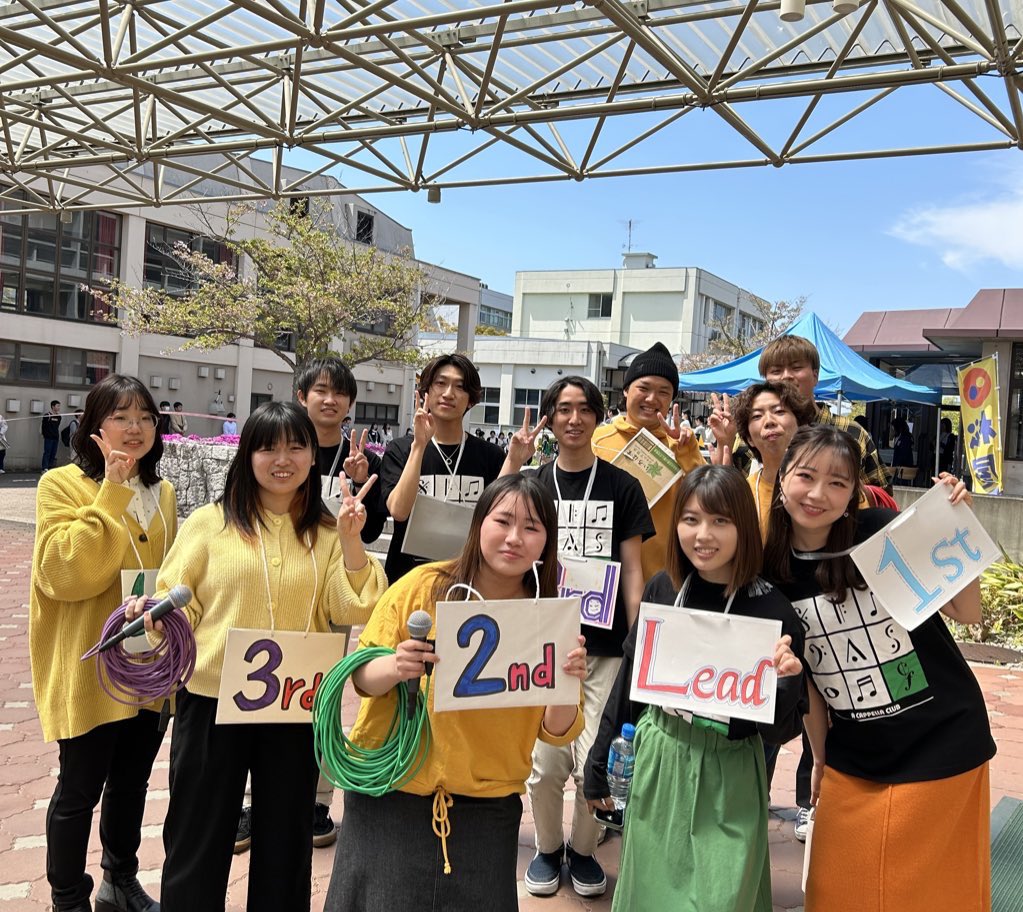 SingASong_YU's tweet photo. 新フェスのステージで歌います〜🎶
ぜひお越しください✨

午前の部 11:57~12:12
午後の部 15:57~16:12
2バンドが歌います！ https://t.co/hKmJvXx1FG