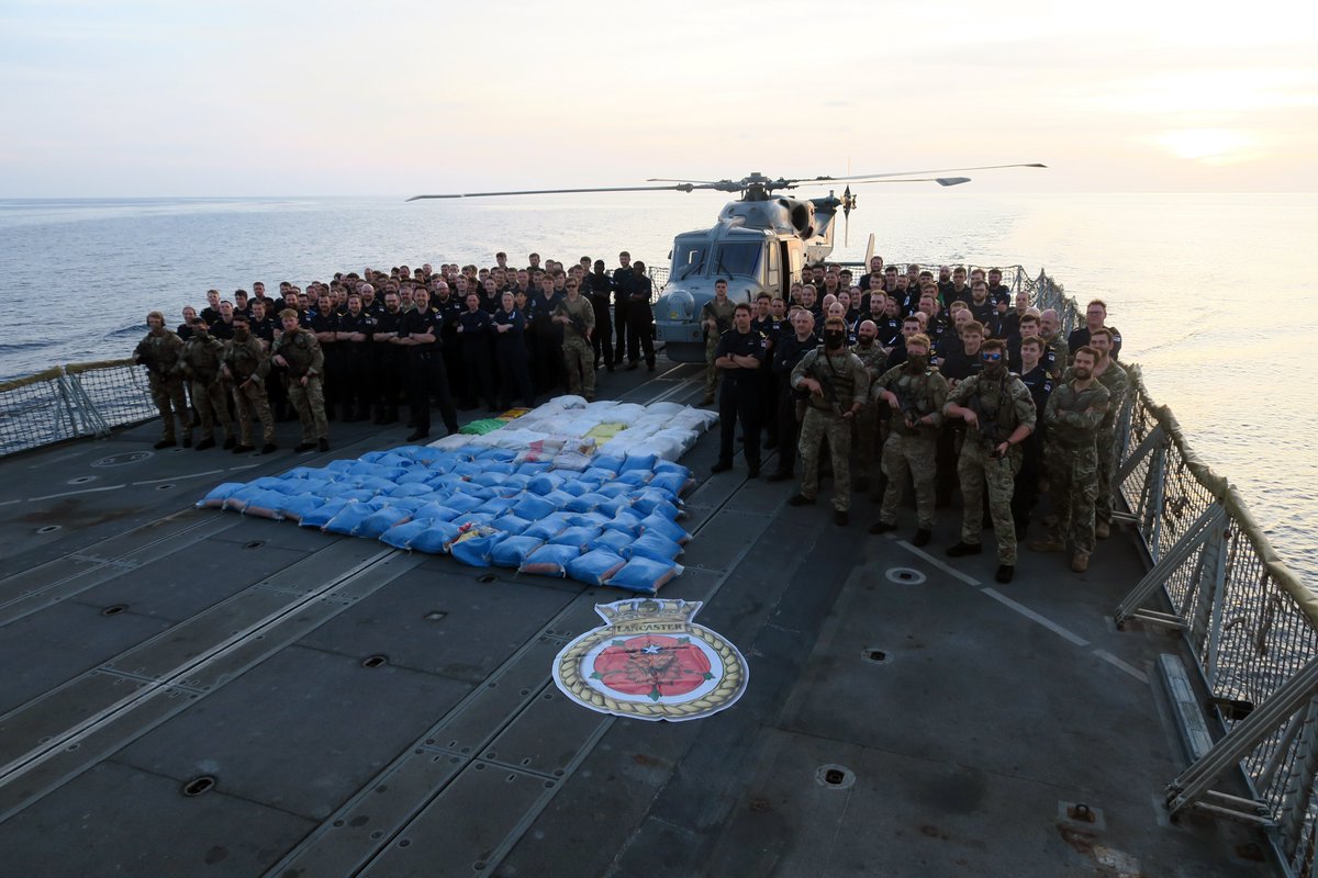 RoyalNavy's tweet photo. Frigate @HMSLANCASTER delivered a 1-2 sucker punch to the illegal narcotics trade in the Indian Ocean - a £33m haul of hash, heroin and crystal meth with @42_commando and @815NAS, striking twice in 24 hours under @CMF_Bahrain.

🔗 https://t.co/uIjhmqLycD https://t.co/SkvKq2BnWR