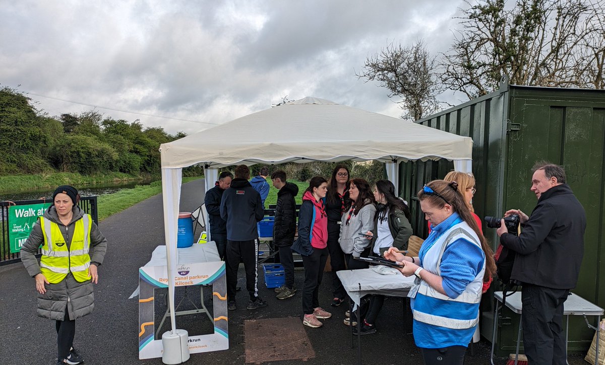 Great community effort @royalcanalpark1 for 5th birthday celebrations with help from @kilcockscouts . Thanks all. @parkrunIE #loveparkrun