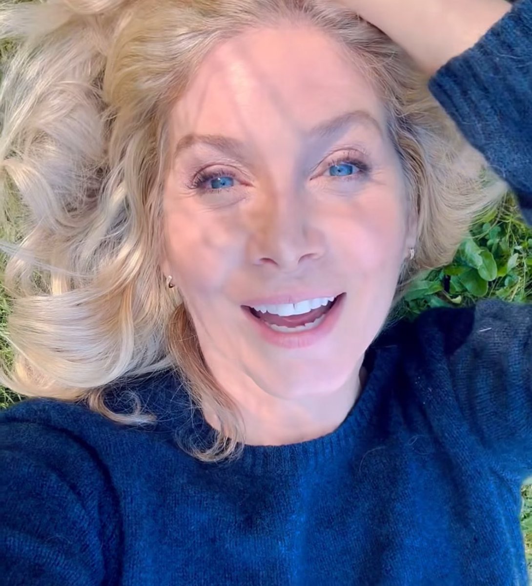 the best of elizabeth mitchell (@archivedliz) on Twitter photo 
