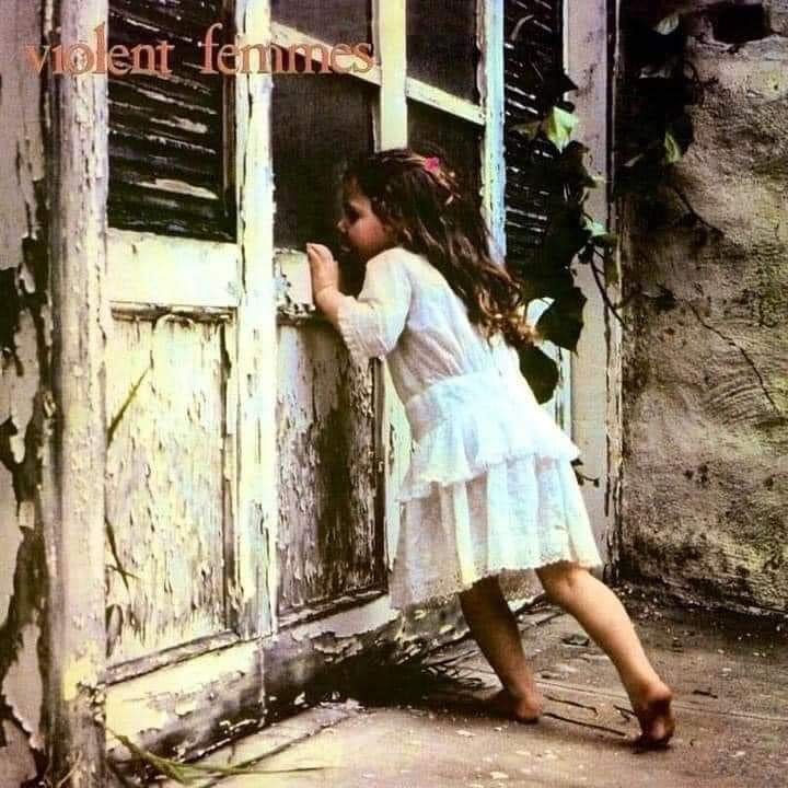 41 años.
@violentfemmes