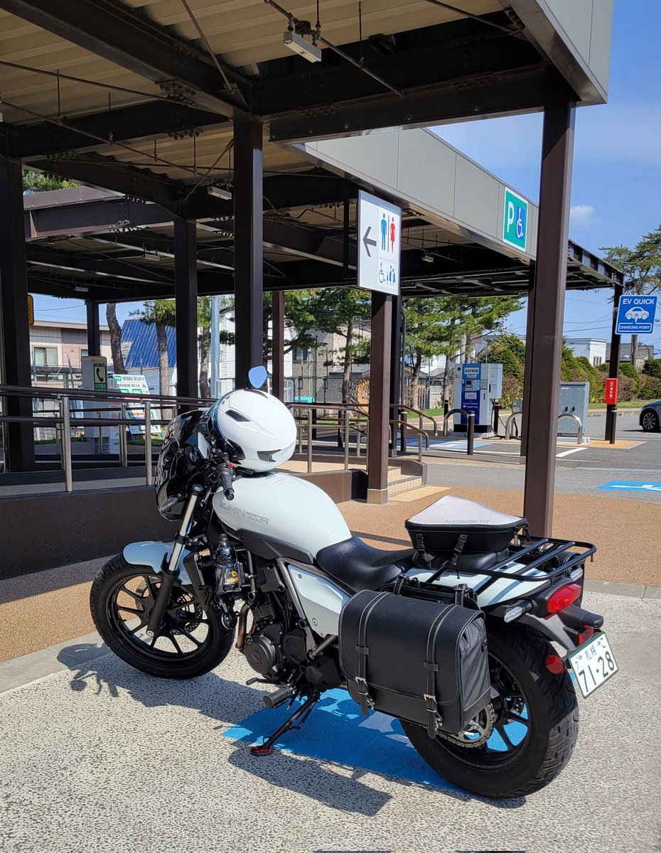 fulltimegoing's tweet photo. 小樽二輪ドライブで帰り道
札樽道金谷SAで珈琲タイム
明日明後日と何処に行こうかな
エンジェルの機嫌も良いようで👼 https://t.co/O2szXDmHjT