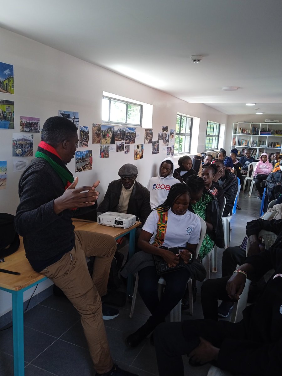 Today we are in Kibra having a conversation with the youth on 'How Climate Change Affects our Health' #AfricaUnmuted #TukoFreshy #ChangamkiaClimate