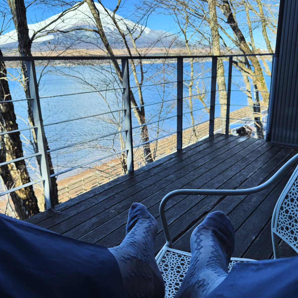 PotatoUncleSock's tweet photo. Fuji and my fav
#正装 #suit #革靴男子 #正装皮鞋 #dresssocks #正装控 #suitedman #エナメル #dresssuit #classicsuits #sheersocksgay #nylonsocks #锦纶 https://t.co/v665fxVaDG