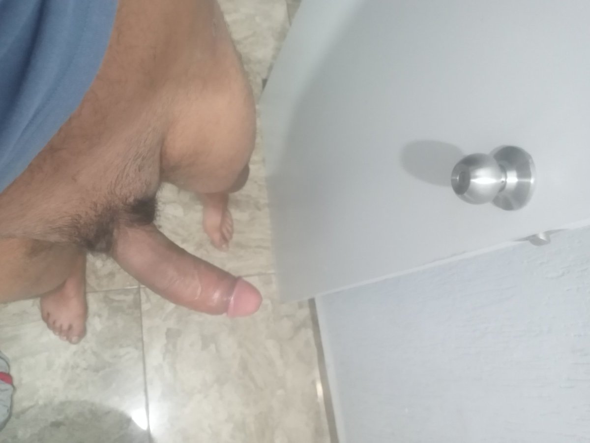 Bull, 27 años, zapopan, amante de las mujeres y del ambiente swinger, , muy perverso y depravado,  aguantador,  dispuesto a complacer en tus fantasías, busco parejas Sw y CUCKOLD, para encuentro HMH, delgado, 1:87 de estatura, 18cm reales, gruesa.