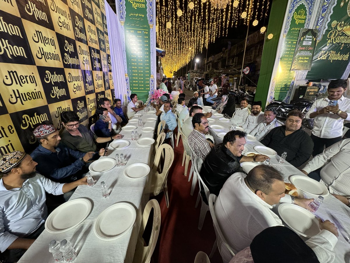 Some Pics of Last Sehri Dinner at Ramdhan Charity Gate