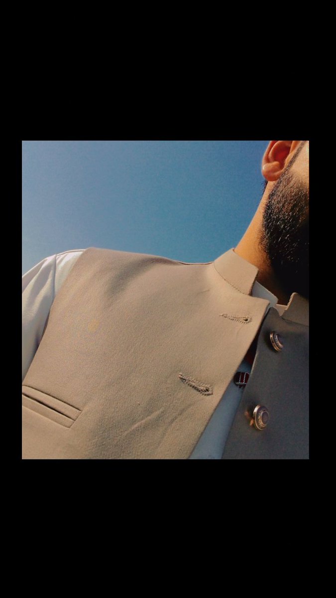 mohsinaziz03's tweet photo. a day late but eid mubarak 🤍 https://t.co/DmHdKQ9Req