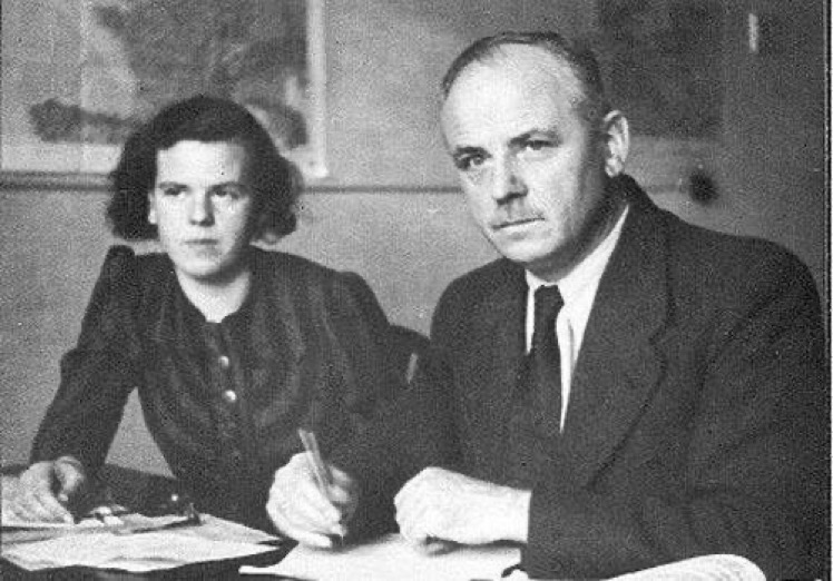 13 April 1891. Robert Scholl was born in Mainhardt, Germany. He was the father of the anti-Nazi figures, Hans and Sophie Scholl, members of The White Rose group. He was twice sent to prison for his own criticism of Hitler’s regime (he’s pictured with his daughter Inga).